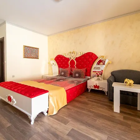 айляк клуб Gasthuis 3*
