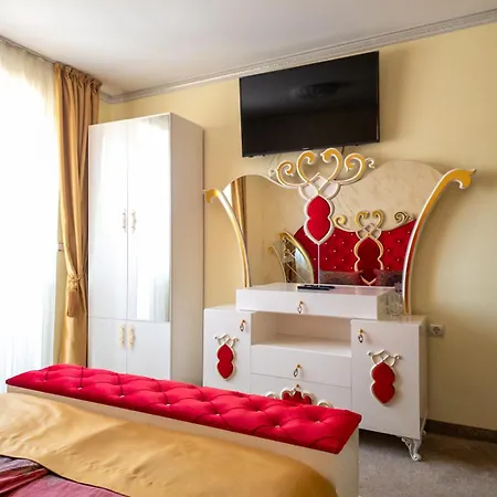 айляк клуб Gasthuis 3*